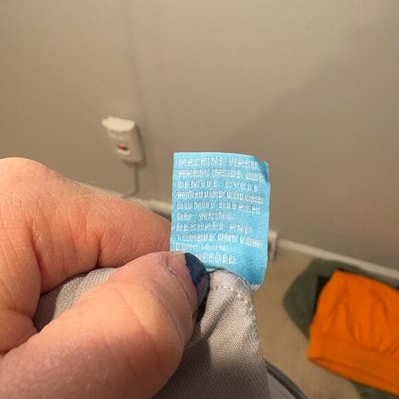 J McLaughlin Womens Size 4 Watson Velvet Jeans Silver Gray Pants Stretch Soft - Picture 4 of 7